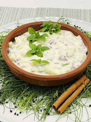 Raita de pepino